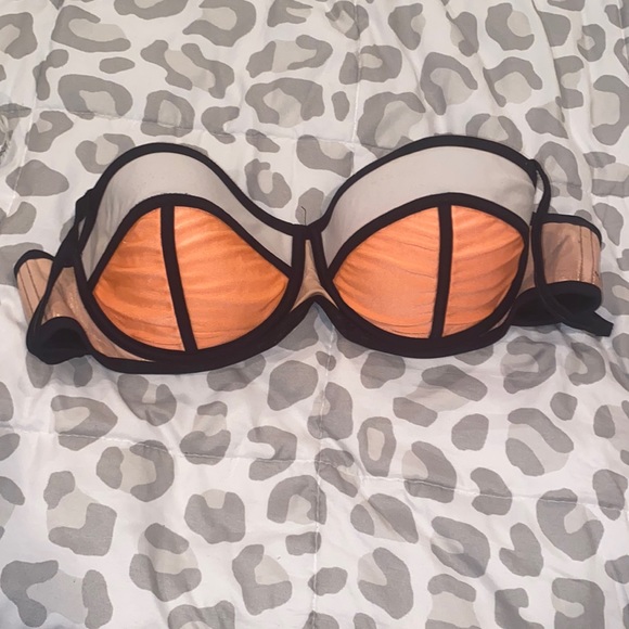 triangl swimwear Other - Triangl Bikini XL Top